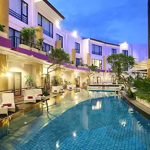 Kuta Park Otel